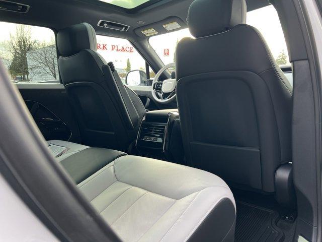 new 2025 Land Rover Range Rover Sport car