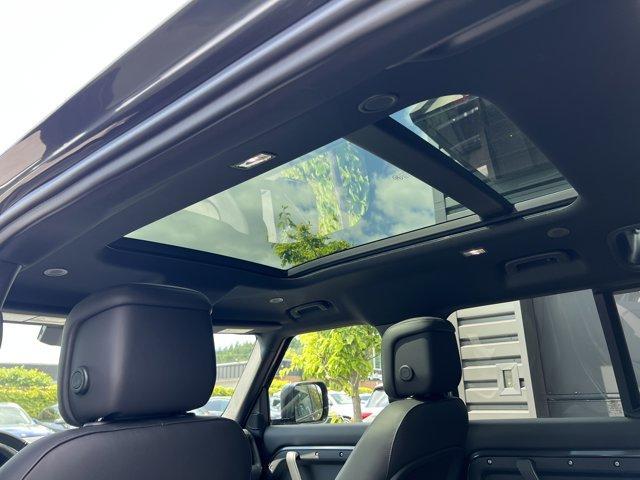 new 2025 Land Rover Defender car