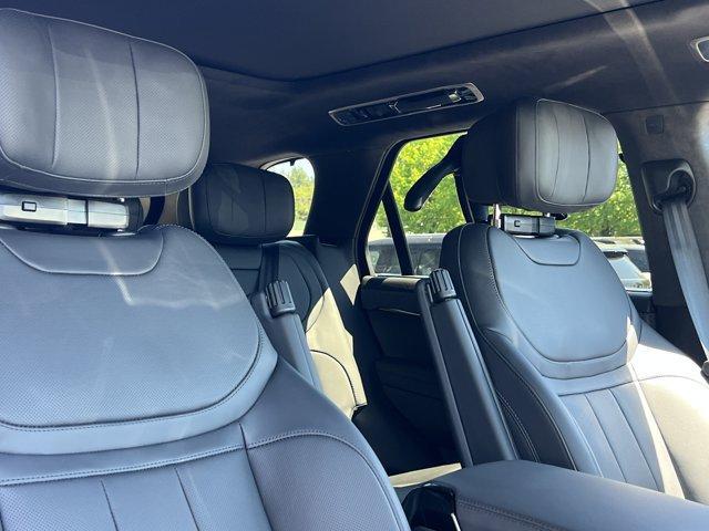 new 2025 Land Rover Range Rover Sport car