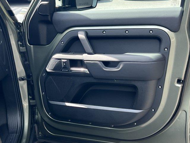 new 2025 Land Rover Defender car