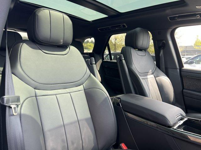 new 2025 Land Rover Range Rover Sport car