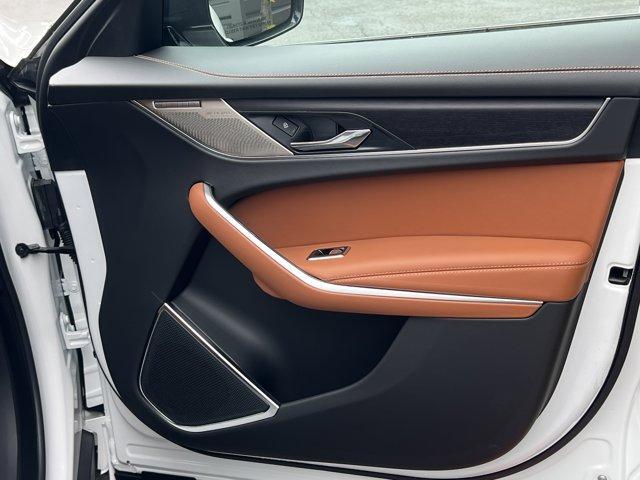 new 2025 Jaguar F-PACE car, priced at $66,158