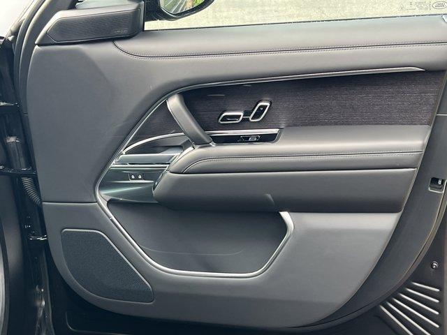 new 2025 Land Rover Range Rover car