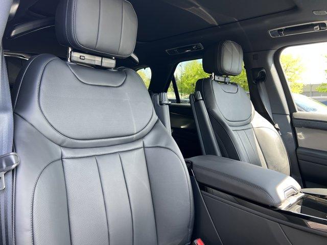 new 2025 Land Rover Range Rover Sport car