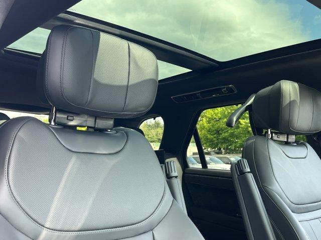 new 2025 Land Rover Range Rover Sport car