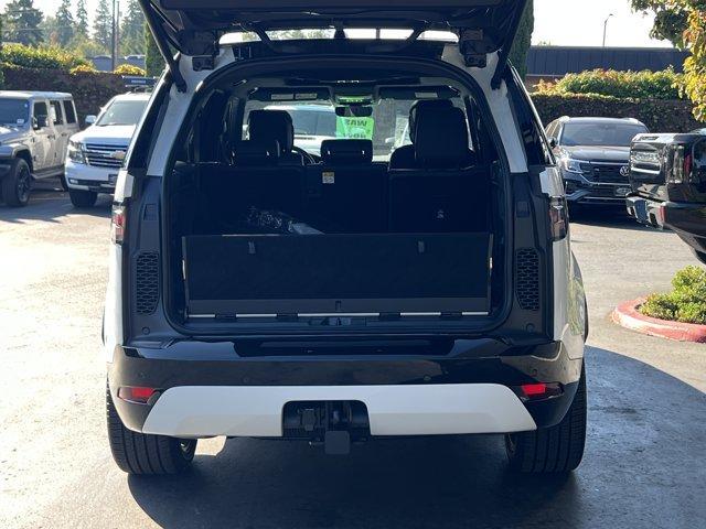 new 2024 Land Rover Discovery car, priced at $76,890
