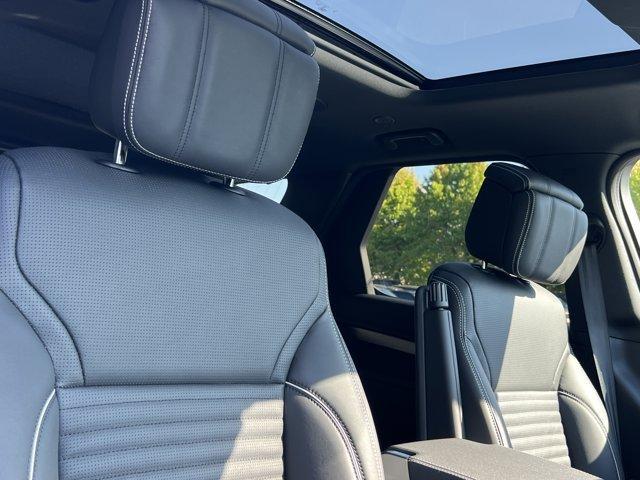 new 2024 Land Rover Discovery car, priced at $76,890