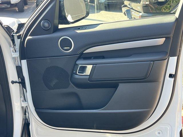 new 2024 Land Rover Discovery car, priced at $76,890