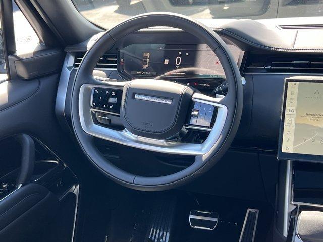 new 2025 Land Rover Range Rover car