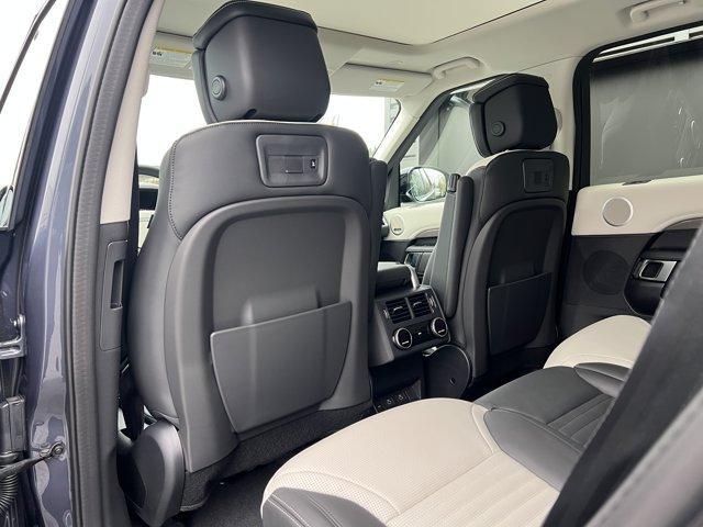 new 2025 Land Rover Discovery car
