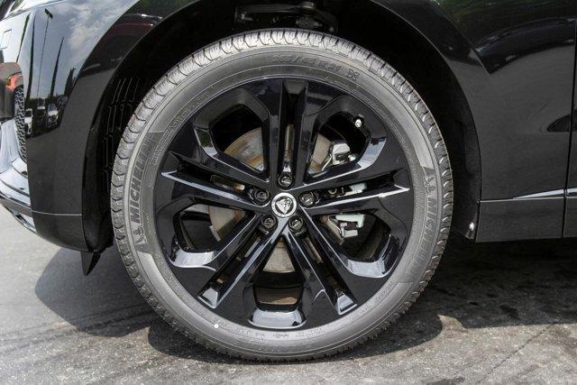 new 2025 Jaguar F-PACE car