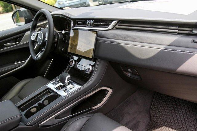 new 2025 Jaguar F-PACE car