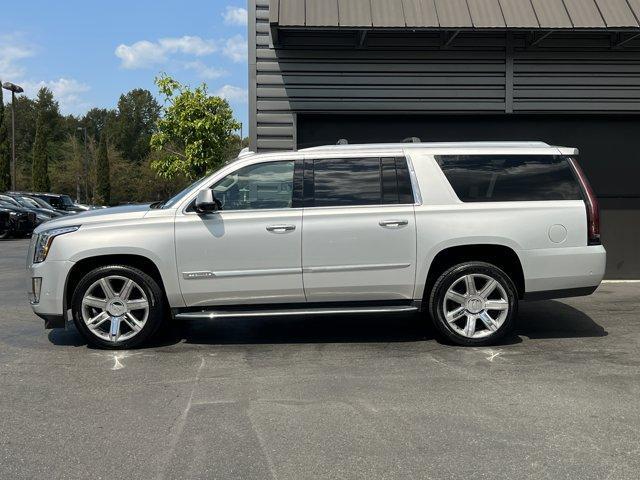 used 2020 Cadillac Escalade ESV car, priced at $41,497