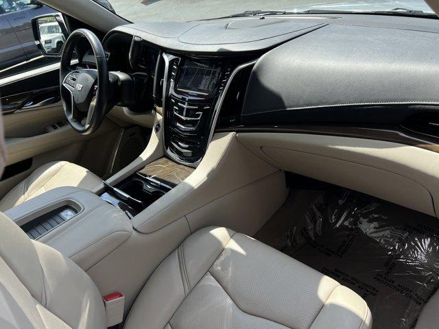 used 2020 Cadillac Escalade ESV car, priced at $41,497