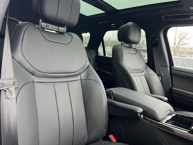 new 2025 Land Rover Range Rover Sport car
