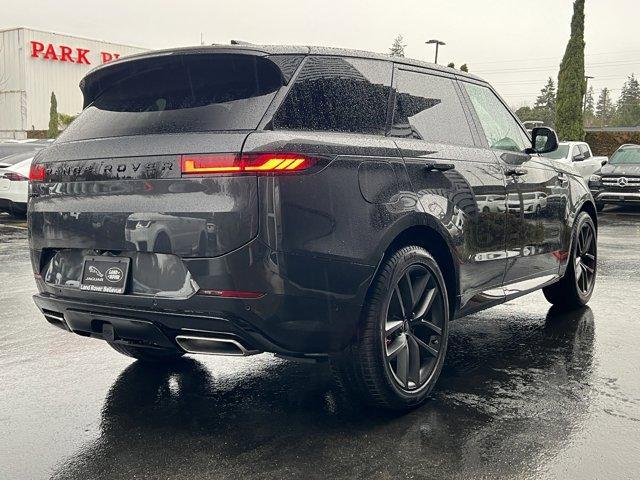 new 2025 Land Rover Range Rover Sport car