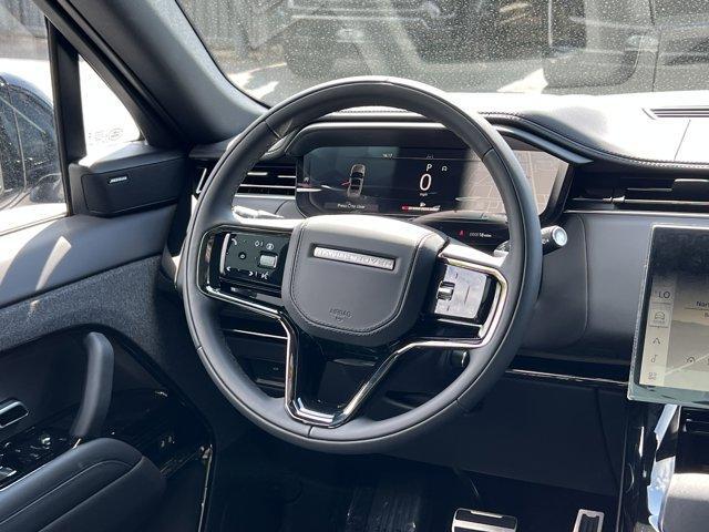 new 2025 Land Rover Range Rover Sport car