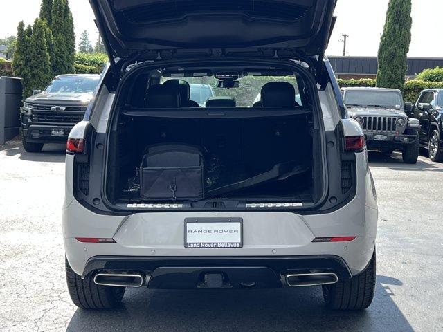 new 2025 Land Rover Range Rover Sport car