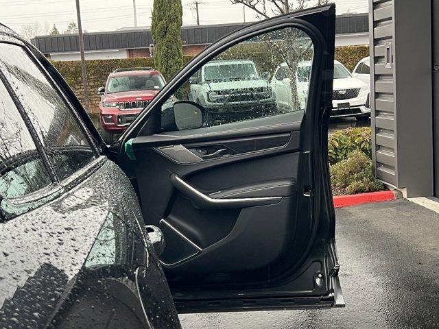 new 2025 Jaguar F-PACE car