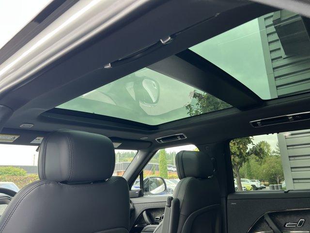 new 2025 Land Rover Range Rover Sport car