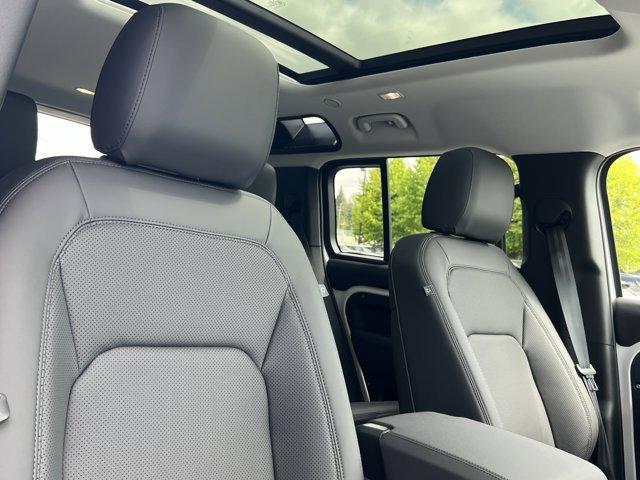 new 2025 Land Rover Defender car