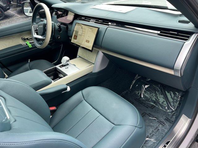 new 2025 Land Rover Range Rover car, priced at $257,679