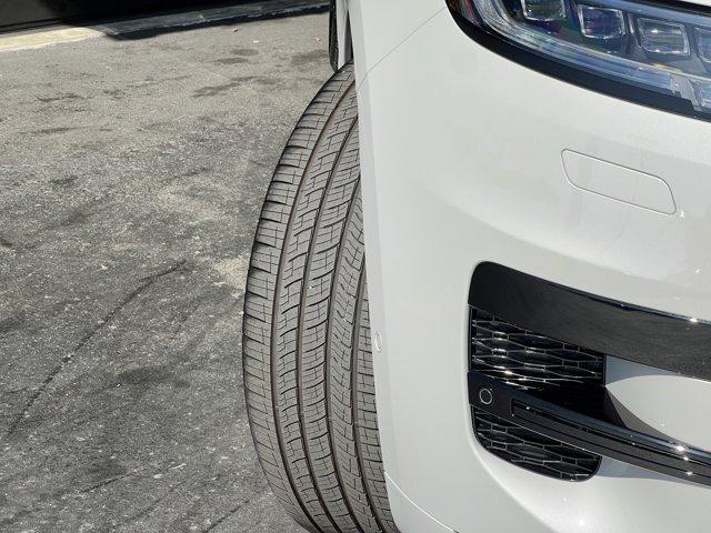 new 2025 Land Rover Range Rover Sport car