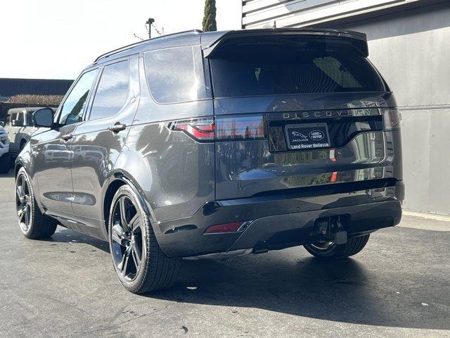 new 2025 Land Rover Discovery car