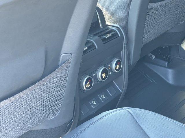 new 2025 Land Rover Defender car