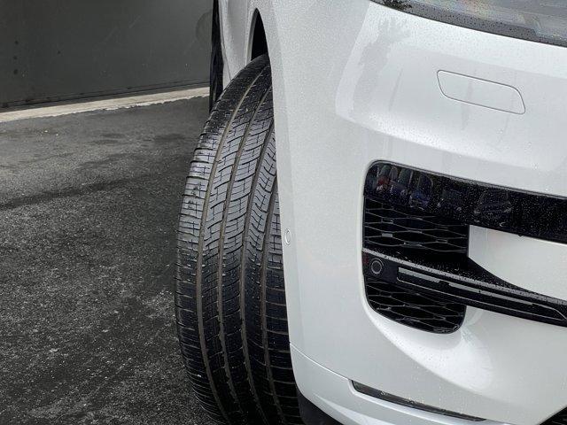 new 2025 Land Rover Range Rover Sport car