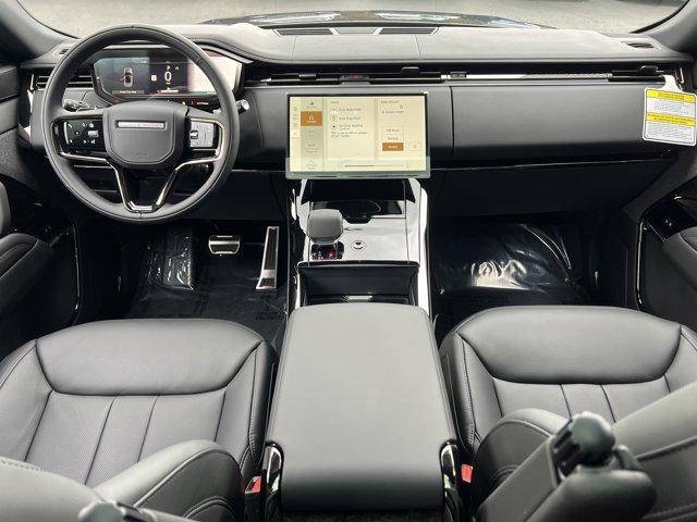 new 2025 Land Rover Range Rover Sport car