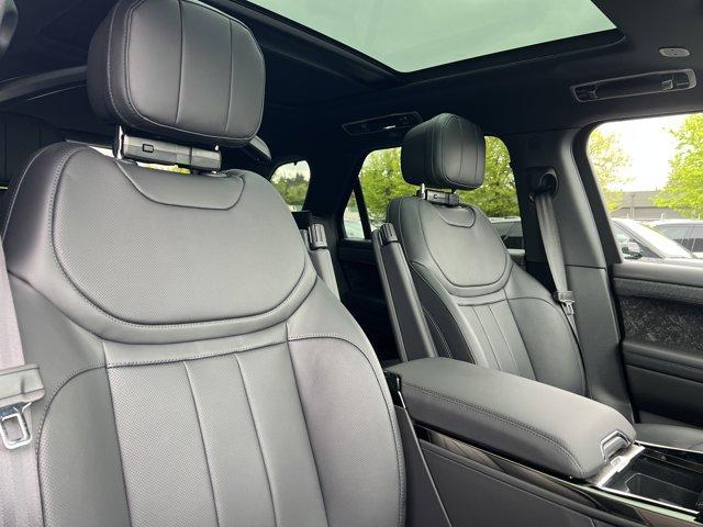 new 2025 Land Rover Range Rover Sport car