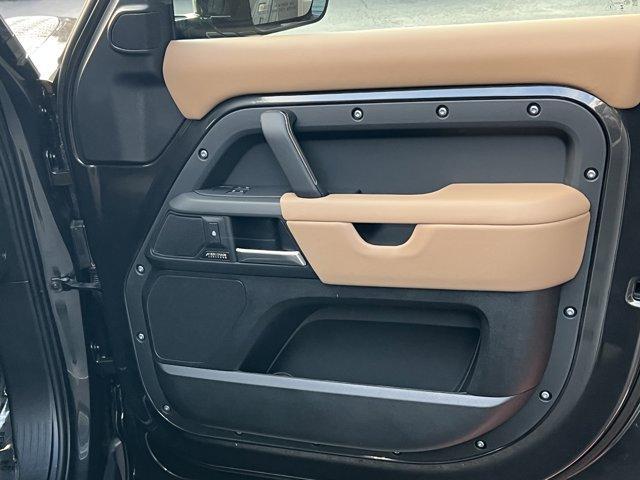 new 2025 Land Rover Defender car