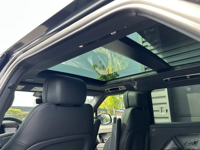 new 2025 Land Rover Range Rover Sport car