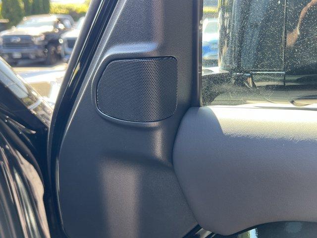 new 2025 Land Rover Defender car
