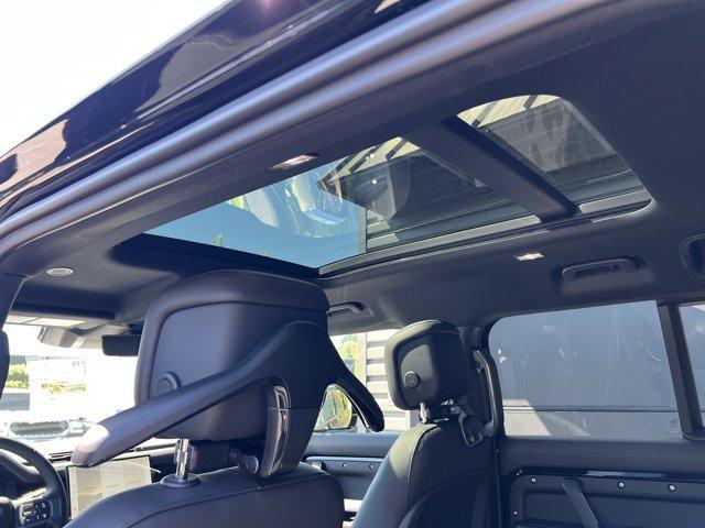 new 2025 Land Rover Defender car