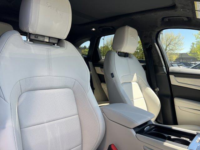 new 2025 Jaguar F-PACE car