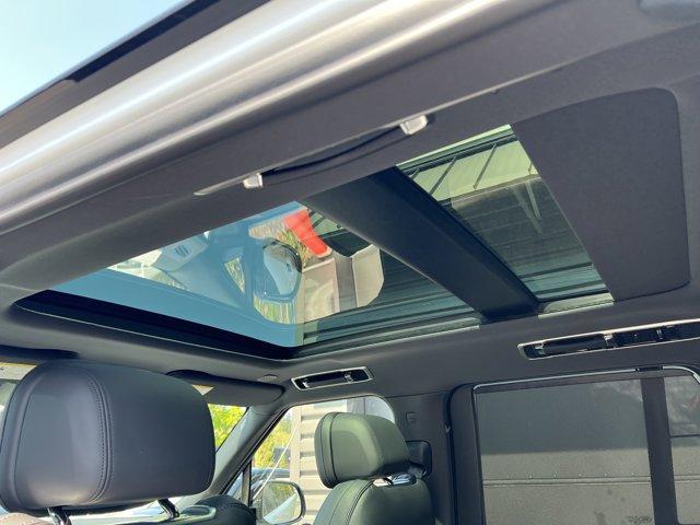new 2025 Land Rover Range Rover car