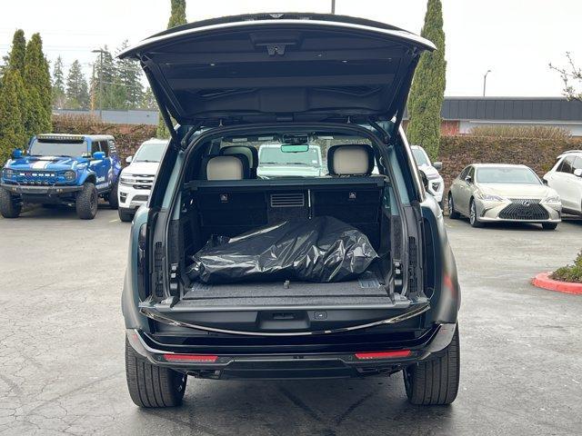 new 2025 Land Rover Range Rover car