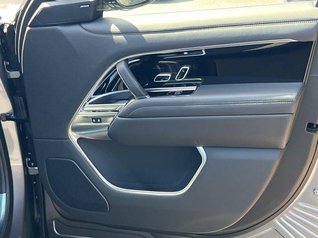 new 2025 Land Rover Range Rover car