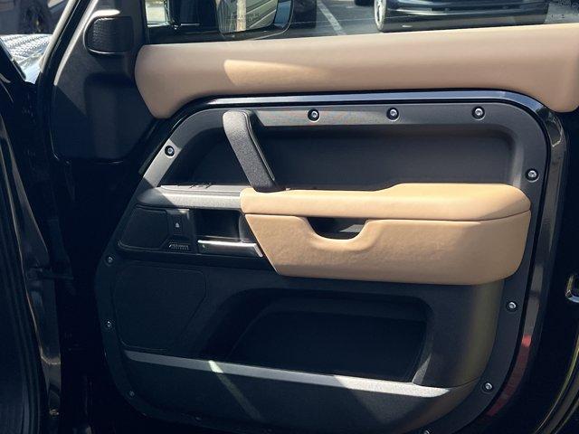 new 2025 Land Rover Defender car