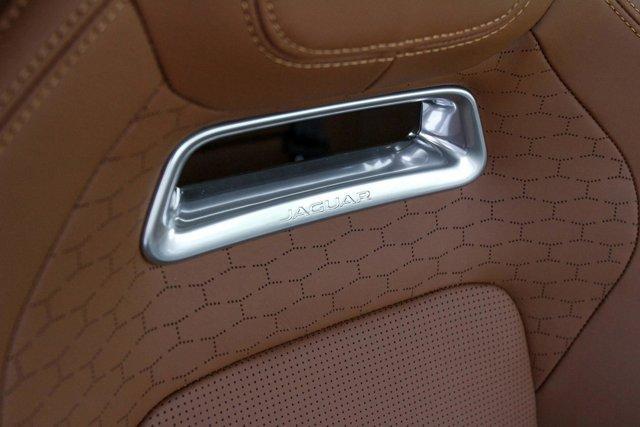 new 2025 Jaguar F-PACE car