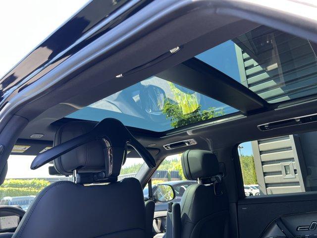 new 2025 Land Rover Range Rover Sport car