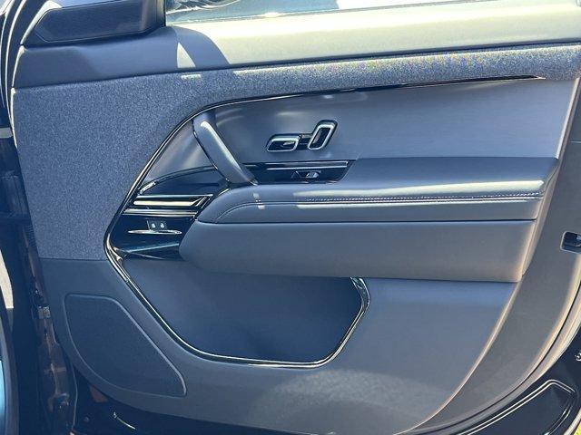 new 2025 Land Rover Range Rover Sport car