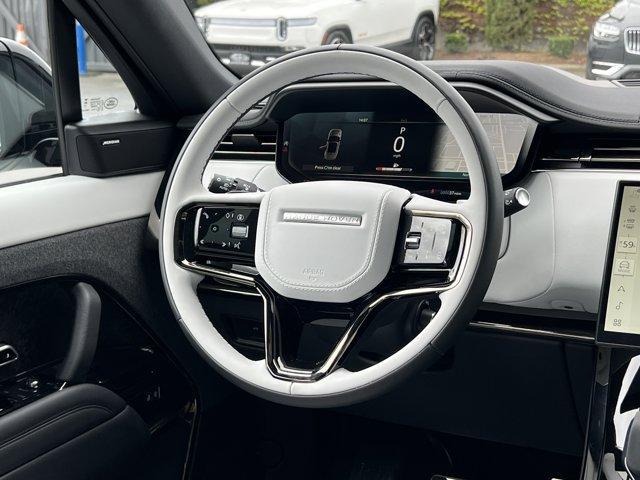 new 2025 Land Rover Range Rover Sport car