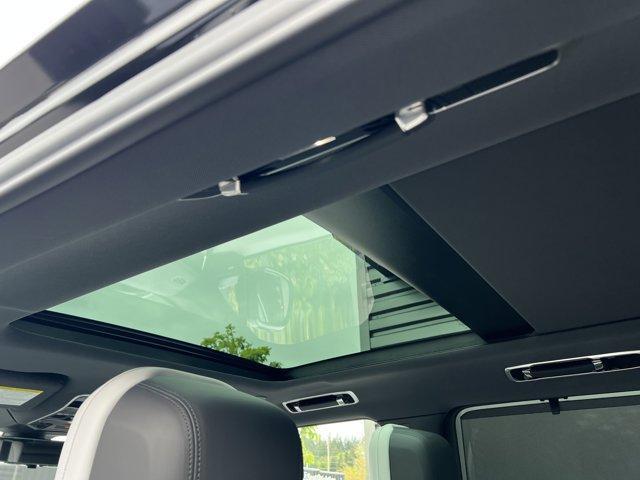 new 2025 Land Rover Range Rover Sport car