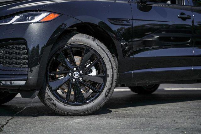 new 2025 Jaguar F-PACE car