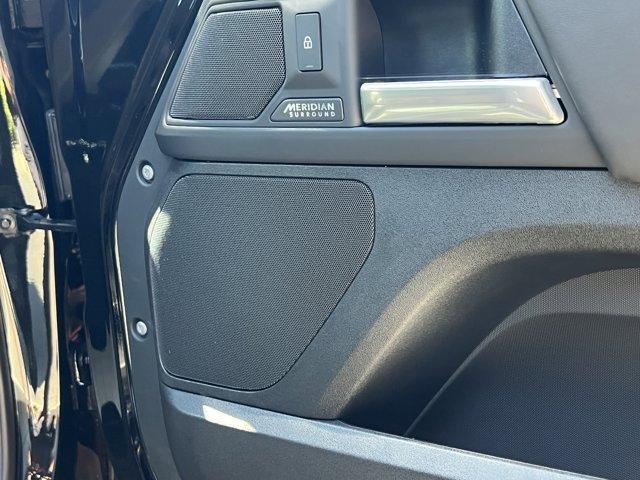 new 2025 Land Rover Defender car
