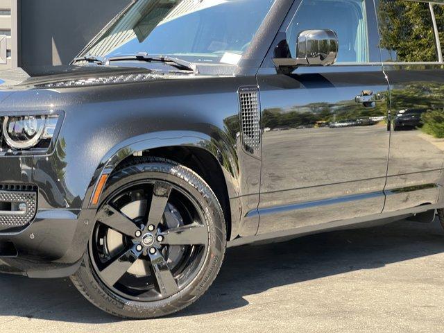 new 2025 Land Rover Defender car