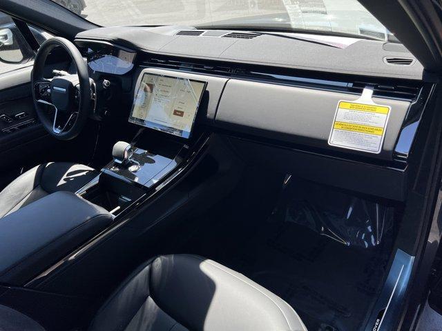 new 2025 Land Rover Range Rover Sport car